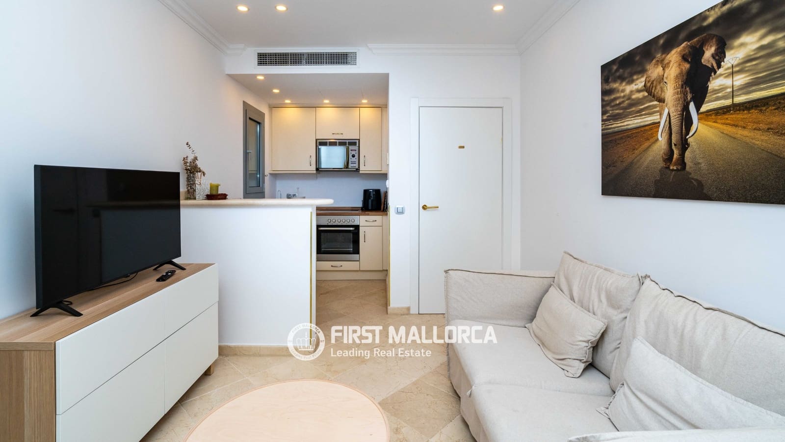 7 soverom Villa til salgs i Costa de la Calma med svømmebasseng garasje - € 6 950 000 (Ref: 9872667)