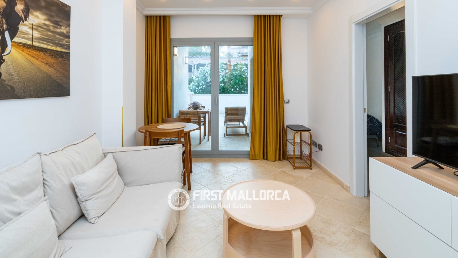 7 soverom Villa til salgs i Costa de la Calma med svømmebasseng garasje - € 6 950 000 (Ref: 9872667)