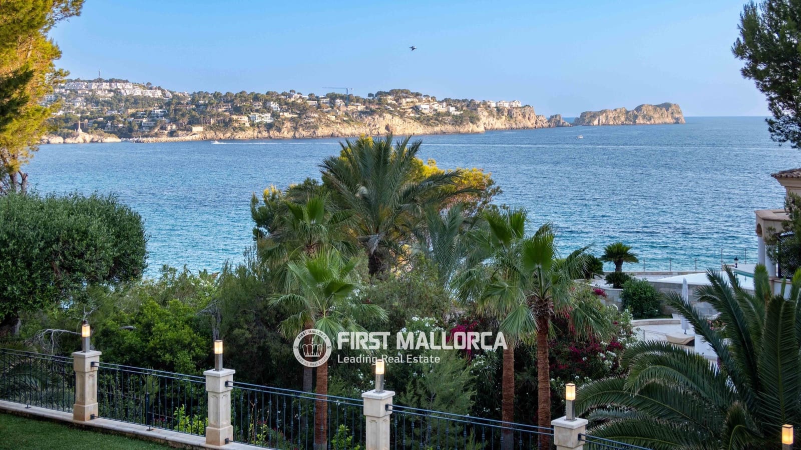 7 soverom Villa til salgs i Costa de la Calma med svømmebasseng garasje - € 6 950 000 (Ref: 9872667)