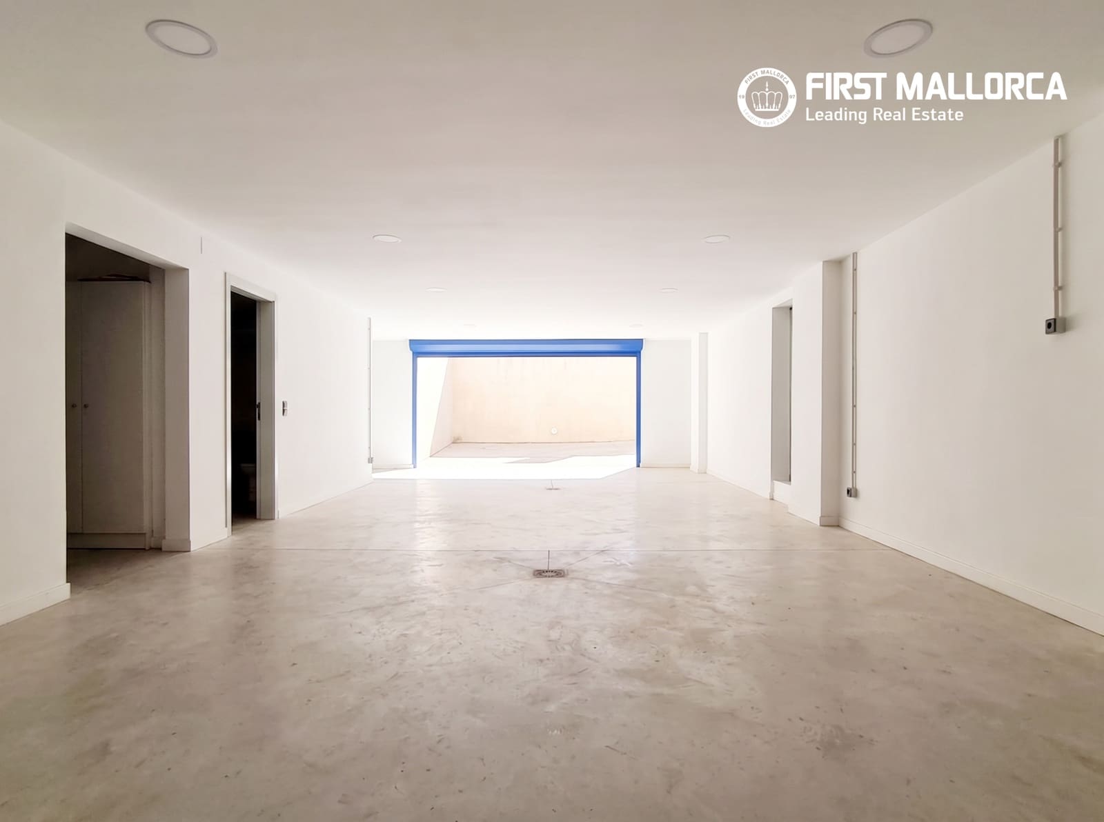 5 soveværelse Villa til leje i Palma de Mallorca med swimmingpool garage - € 7.900 (Ref: 9872668)
