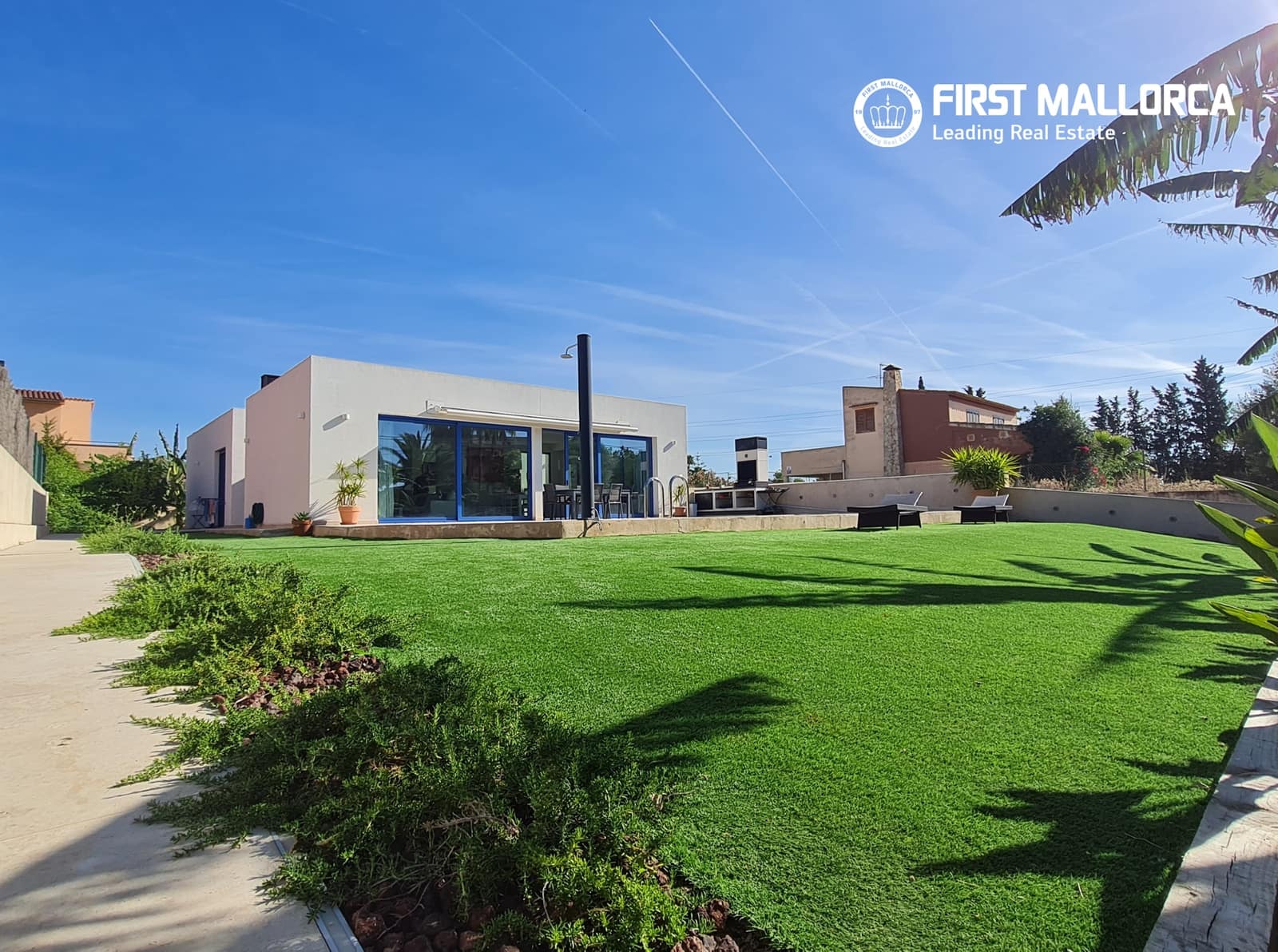 5 soveværelse Villa til leje i Palma de Mallorca med swimmingpool garage - € 7.900 (Ref: 9872668)