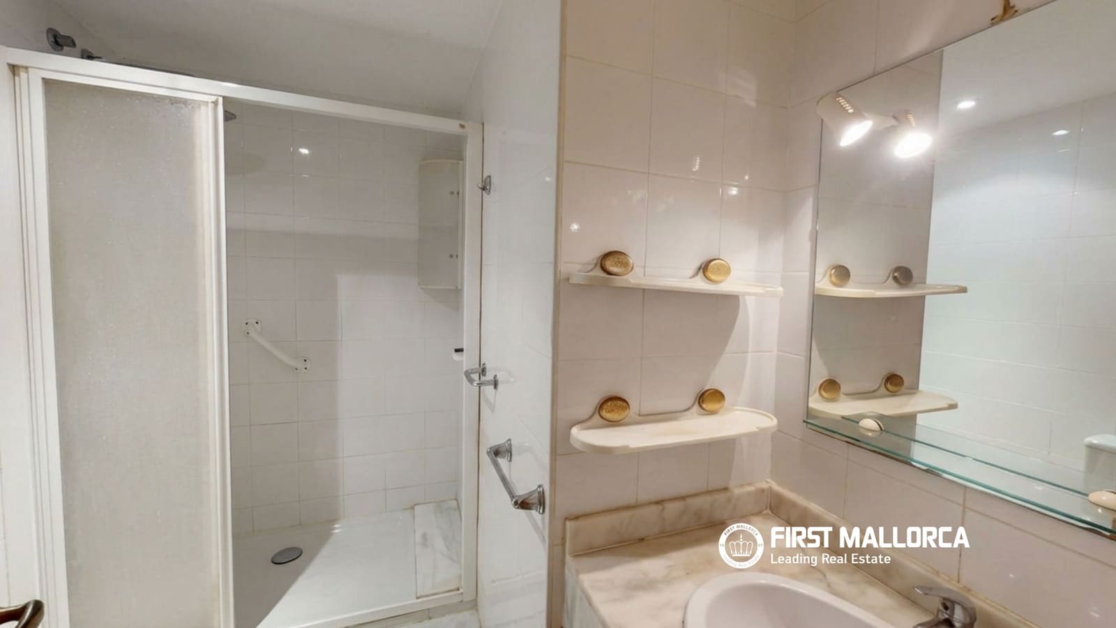 4 makuuhuone Huoneisto myytävänä paikassa Puerto de Soller / Port de Soller mukana 
autotalli - 695 000 € (Ref: 9872669)