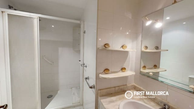 4 makuuhuone Huoneisto myytävänä paikassa Puerto de Soller / Port de Soller, Sóller mukana 
autotalli - 695 000 € (Ref: 9872669)