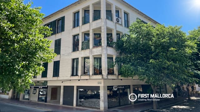 4 makuuhuone Huoneisto myytävänä paikassa Puerto de Soller / Port de Soller, Sóller mukana 
autotalli - 695 000 € (Ref: 9872669)