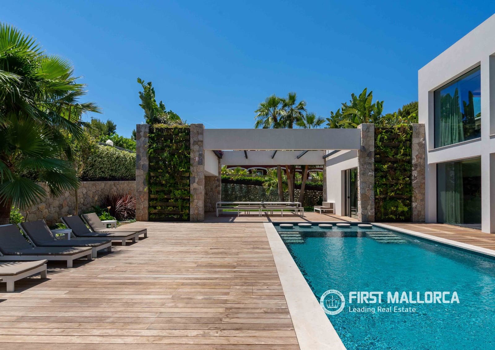 5 camera da letto Villa in vendita in Santa Ponsa con piscina garage - 5.500.000 € (Rif: 9872679)