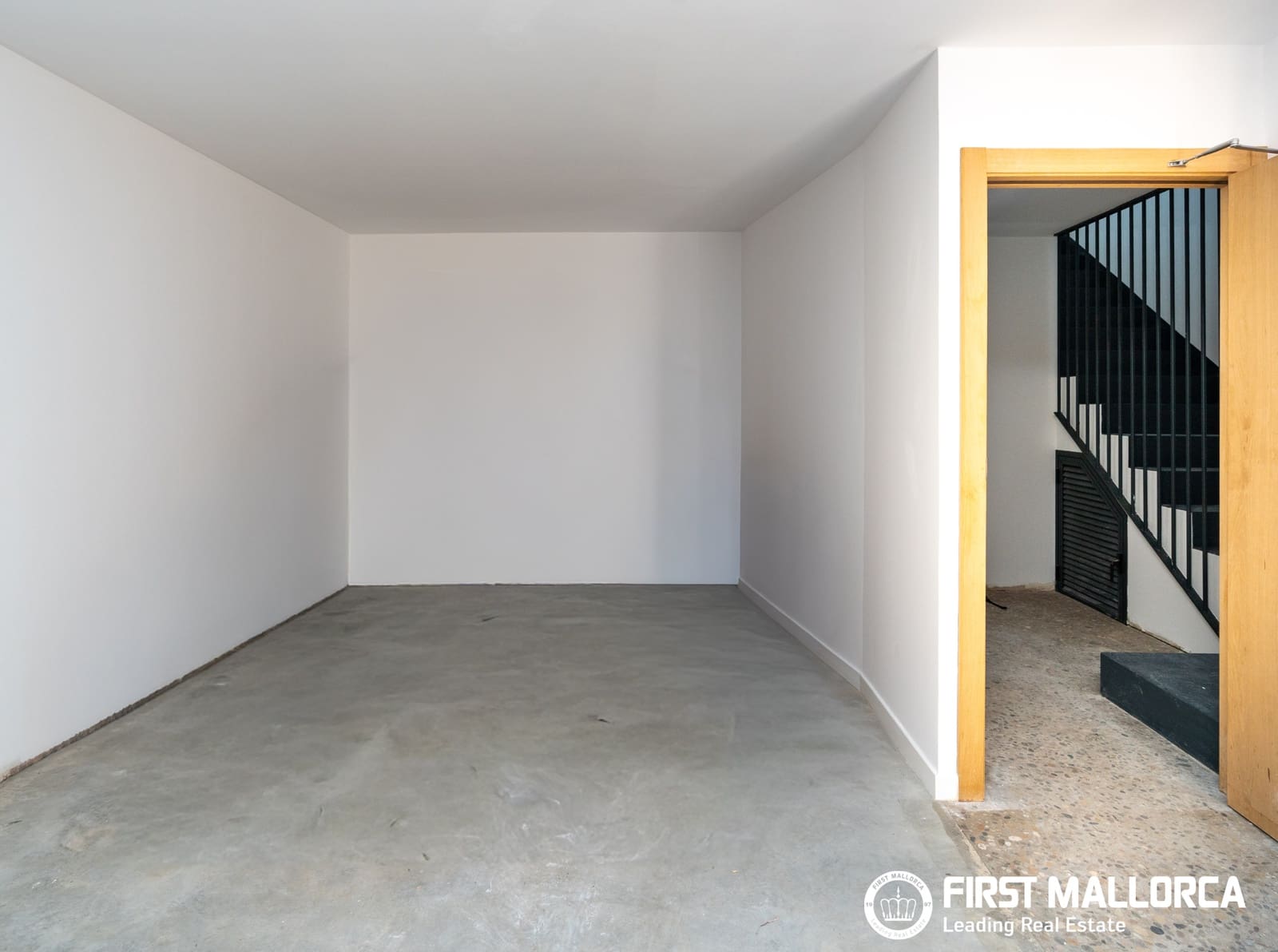 3 bedroom Townhouse for sale in Portocolom with garage - € 1,150,000 (Ref: 9877522)