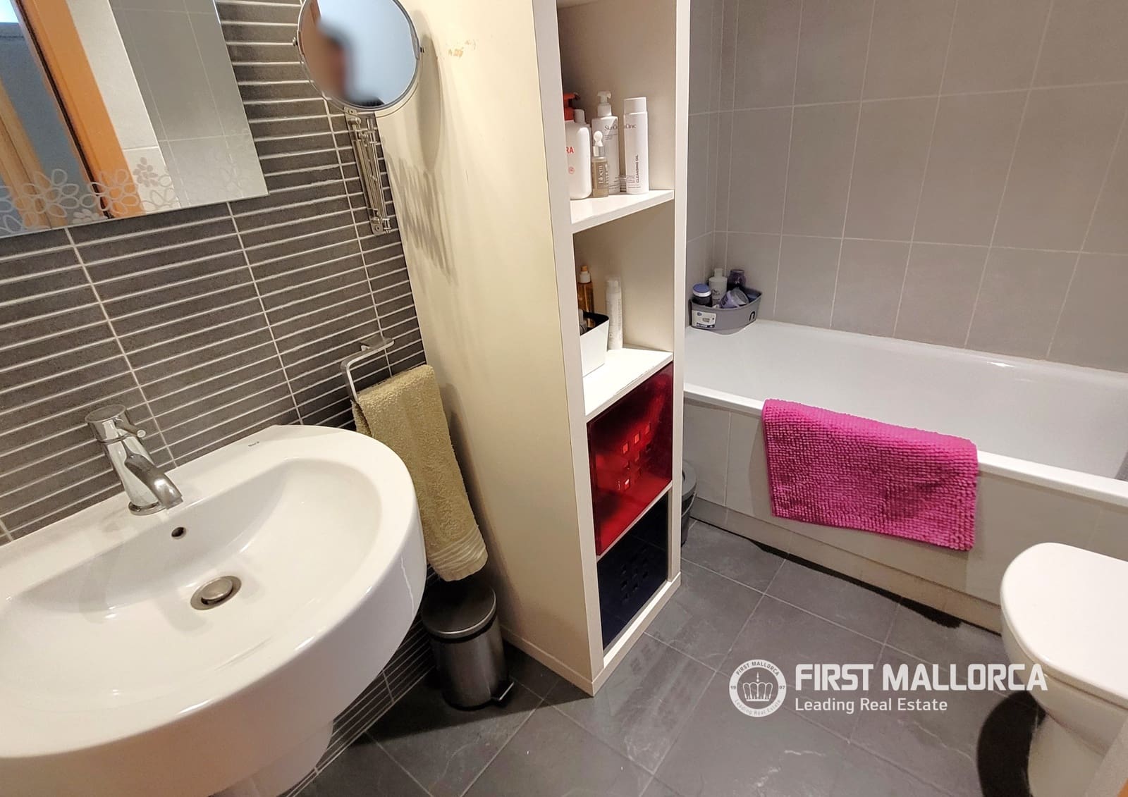 2 bedroom Apartment for rent in Palma de Mallorca with garage - € 2,000 (Ref: 9877524)