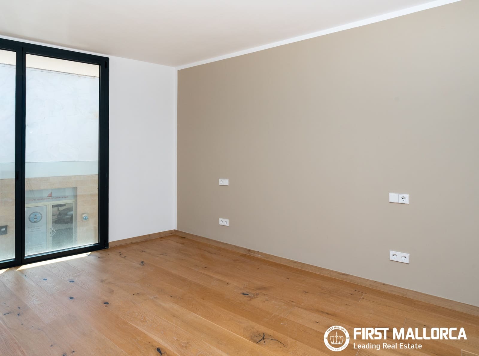 3 bedroom Townhouse for sale in Portocolom with garage - € 1,250,000 (Ref: 9877526)