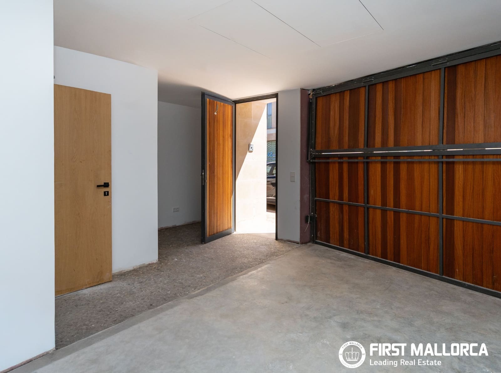 3 bedroom Townhouse for sale in Portocolom with garage - € 1,250,000 (Ref: 9877526)