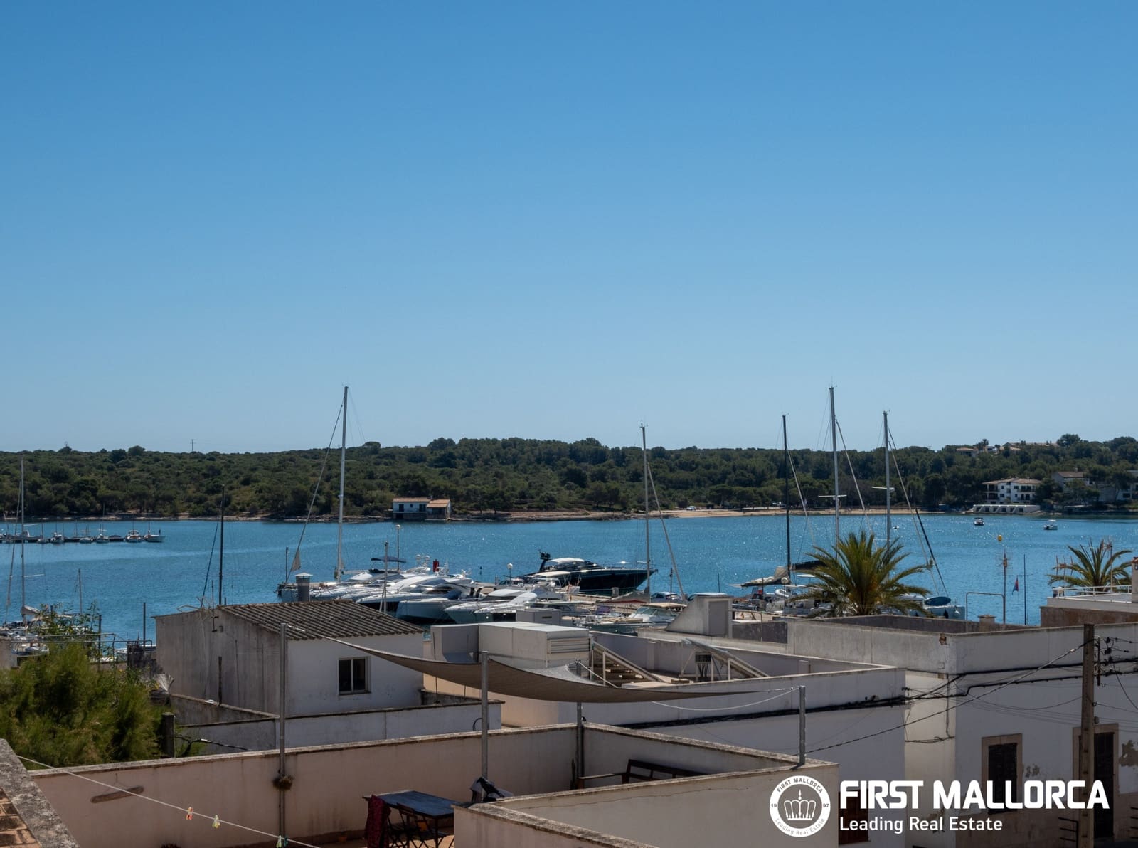 3 bedroom Townhouse for sale in Portocolom with garage - € 1,250,000 (Ref: 9877526)