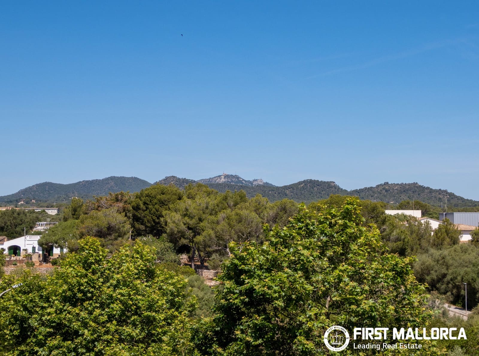 3 bedroom Townhouse for sale in Portocolom with garage - € 1,250,000 (Ref: 9877526)