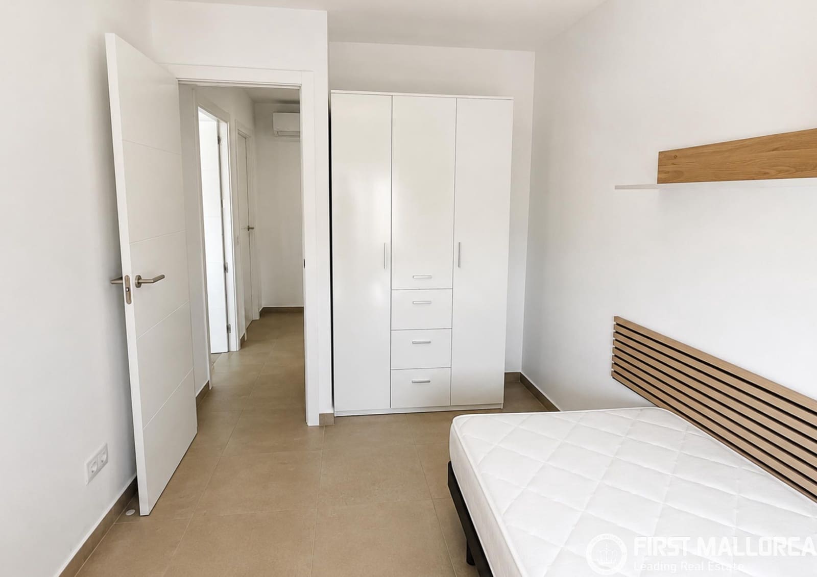 2 bedroom Apartment for rent in Badia Gran - € 2,000 (Ref: 9883742)