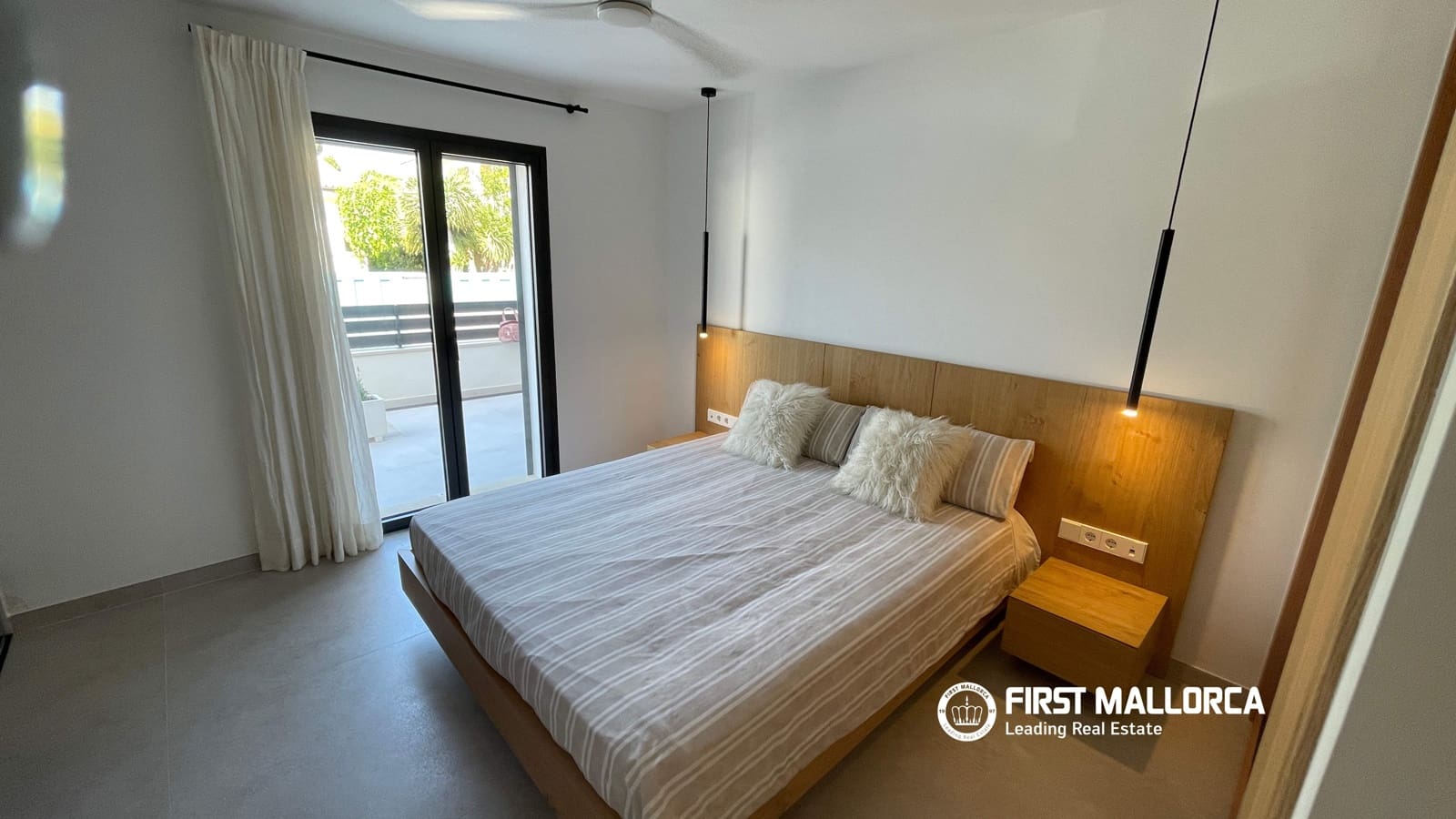 3 bedroom Apartment for rent in Muro with garage - € 2,400 (Ref: 9883744)