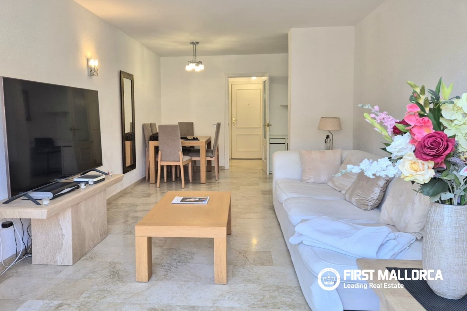 2 soverom Leilighet til salgs i El Toro / Port Adriano med svømmebasseng garasje - € 825 000 (Ref: 9883745)