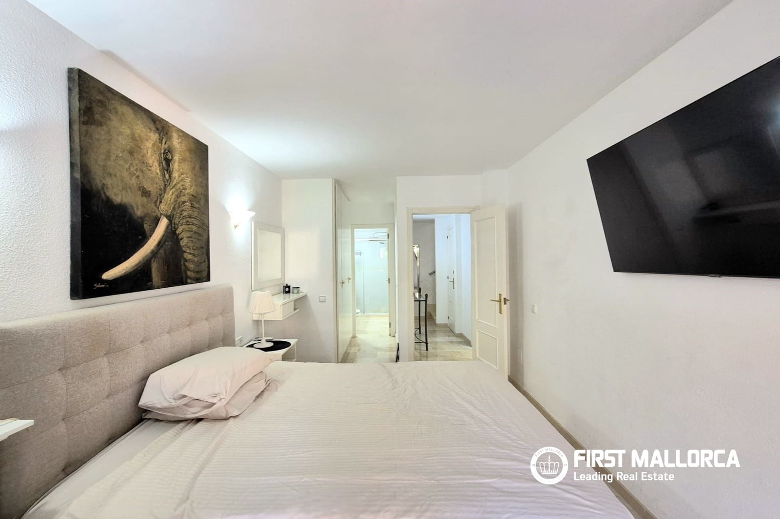 2 soverom Leilighet til salgs i El Toro / Port Adriano med svømmebasseng garasje - € 825 000 (Ref: 9883745)