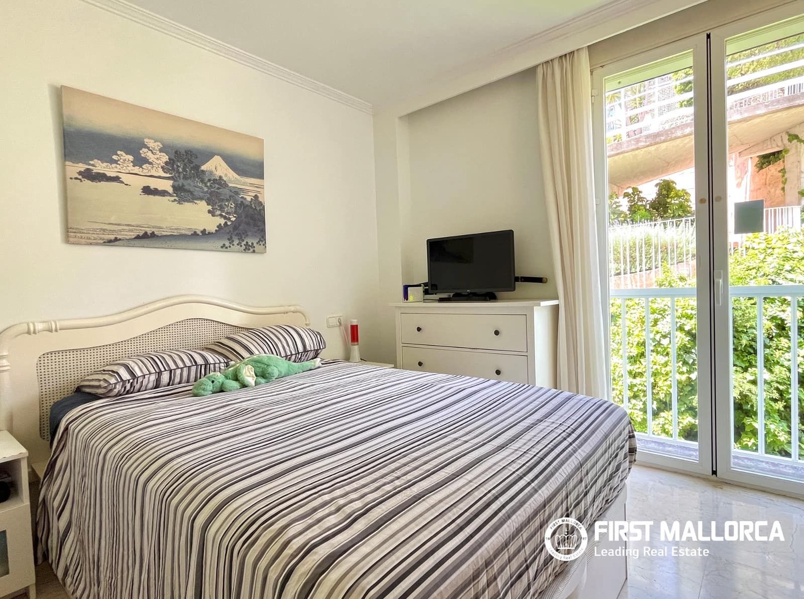4 bedroom Apartment for sale in Bendinat with pool garage - € 1,380,000 (Ref: 9883747)