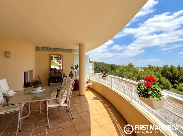 Apartamento de 4 habitaciones en Bendinat, Calvià en venta con piscina garaje - 1.380.000 € (Ref: 9883747)