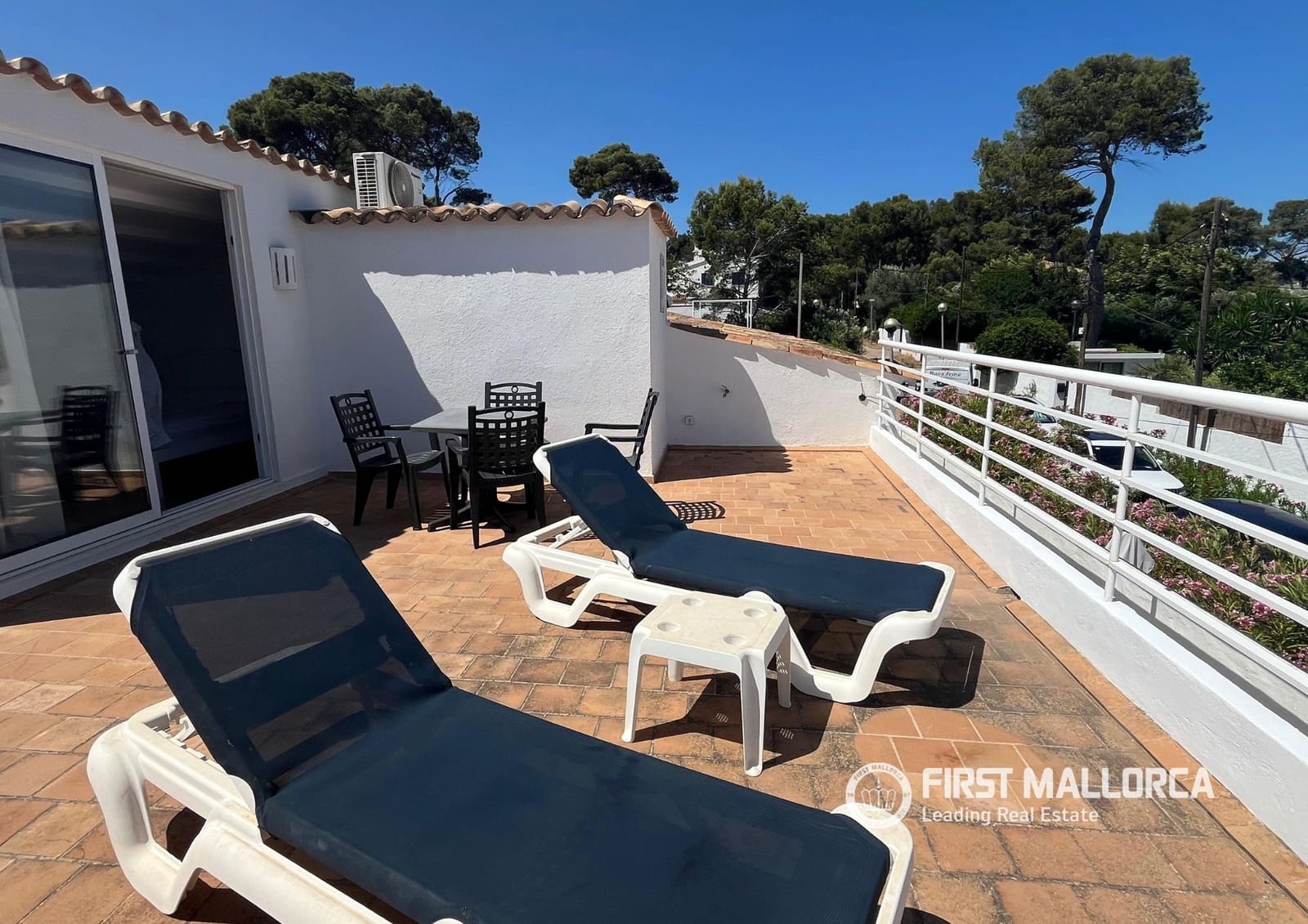 Adosado de 4 habitaciones en Cala Ratjada en alquiler con garaje - 3.750 € (Ref: 9889510)