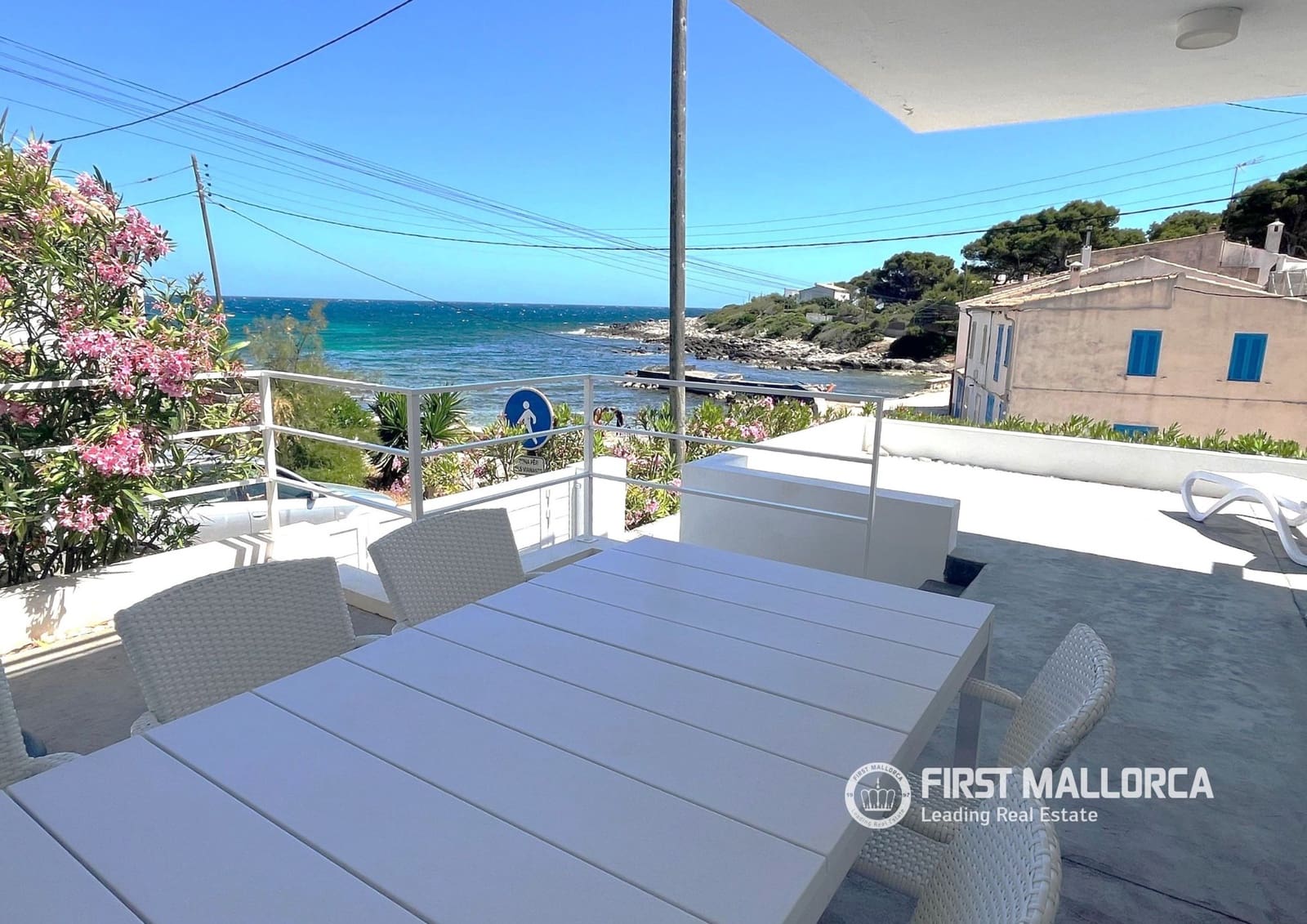 Adosado de 4 habitaciones en Cala Ratjada en alquiler con garaje - 3.750 € (Ref: 9889510)