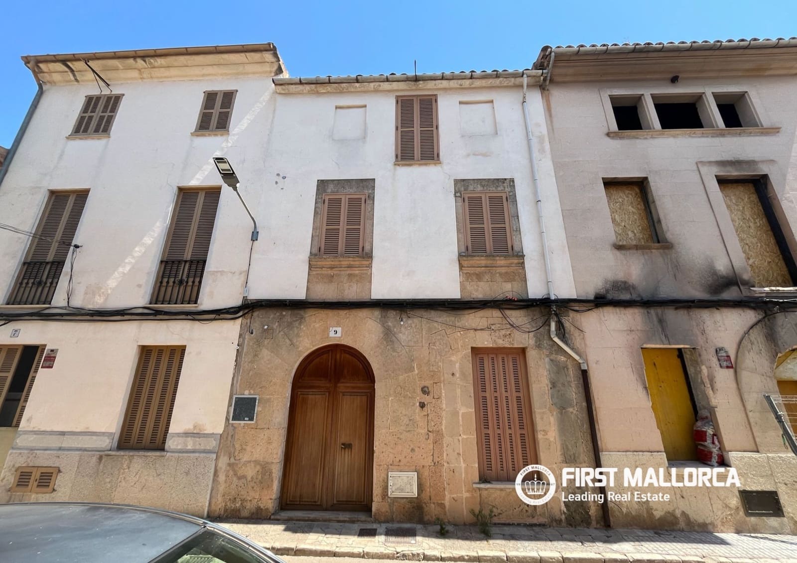 5 bedroom Townhouse for sale in Llucmajor - € 550,000 (Ref: 9889511)