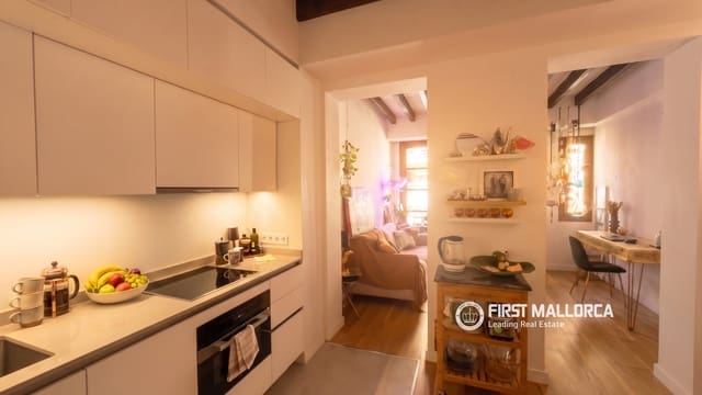 2 soveværelse Lejlighed til salg i Cort, Palma de Mallorca - € 595.000 (Ref: 9889512)