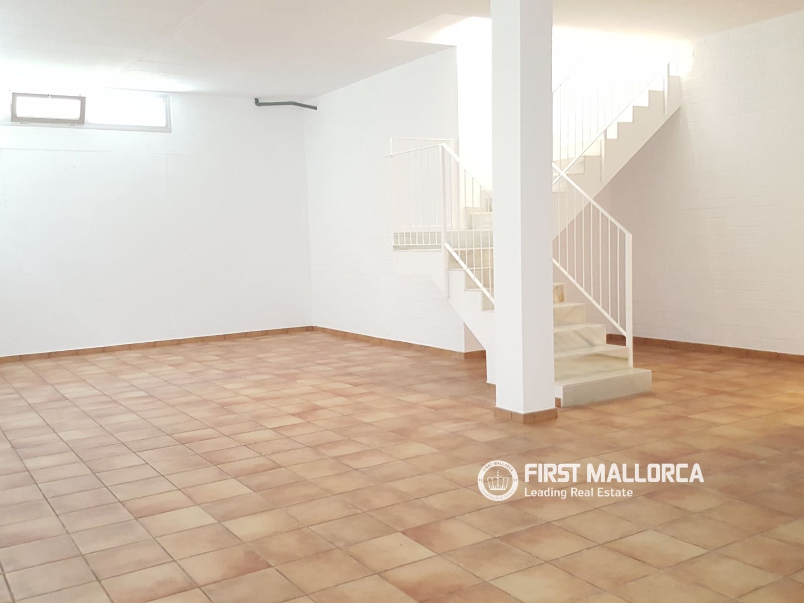 Appartement de 3 chambres à louer à Palma de Mallorca avec piscine garage - 4 500 € (Ref: 9889513)