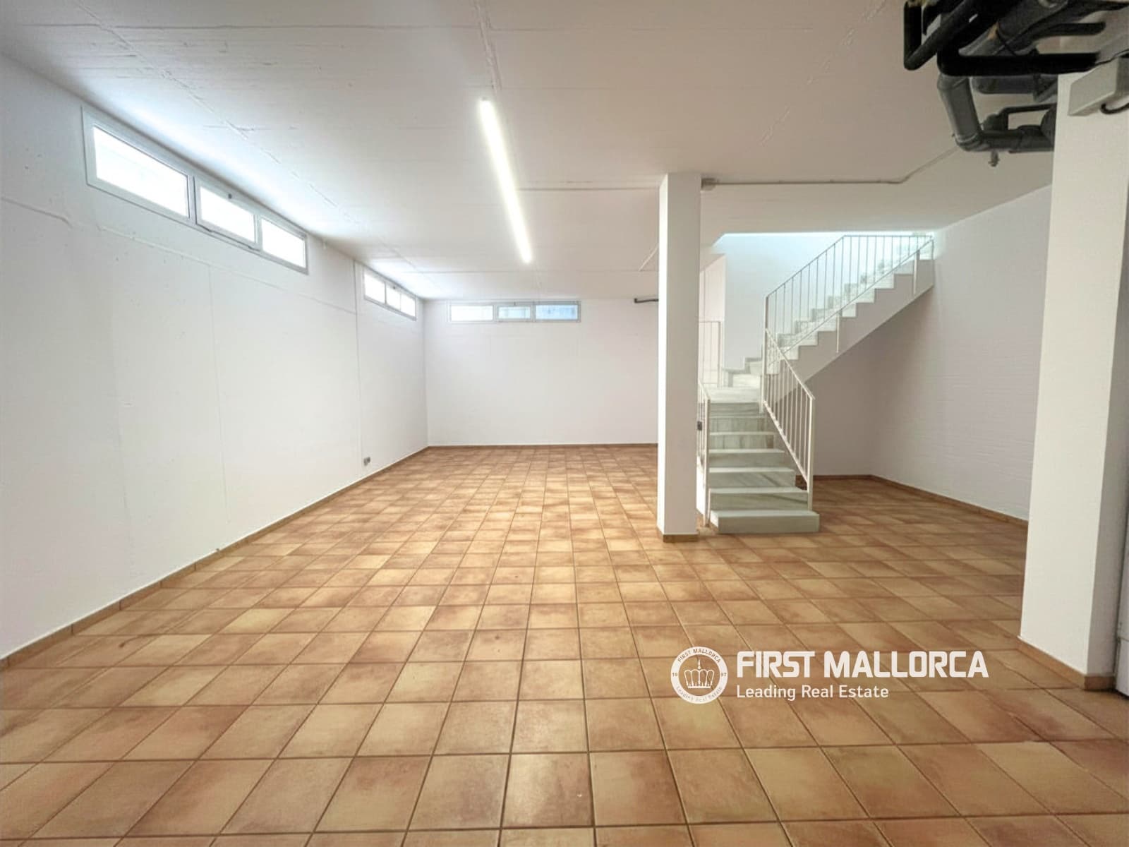 Appartement de 3 chambres à louer à Palma de Mallorca avec piscine garage - 4 500 € (Ref: 9889513)