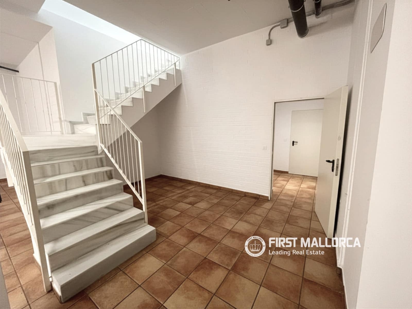 3 bedroom Apartment for sale in Palma de Mallorca with garage - € 1,950,000 (Ref: 9893176)