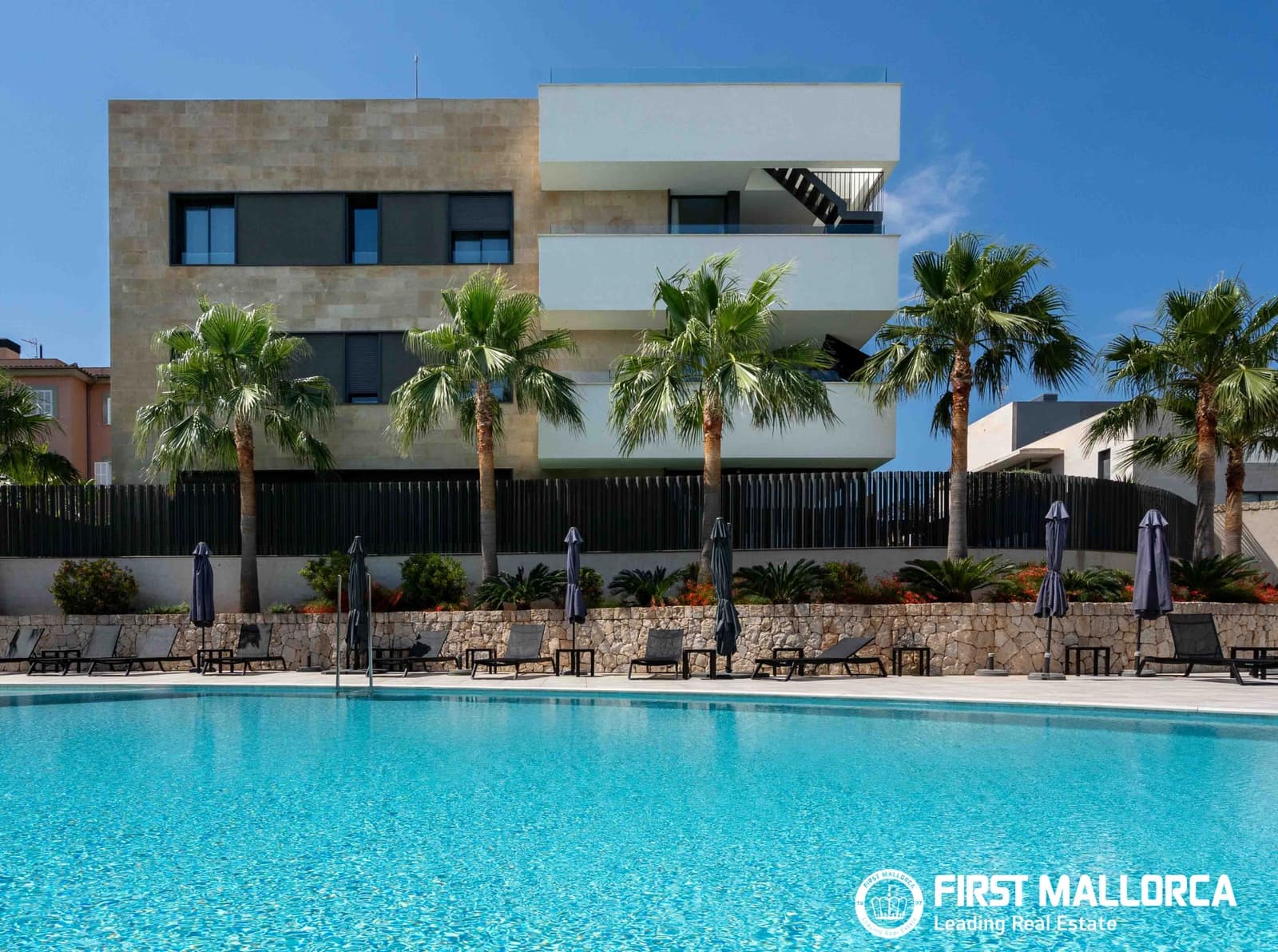 3 chambre Penthouse à vendre à Palma de Mallorca avec piscine garage - 1 450 000 € (Ref: 9898439)
