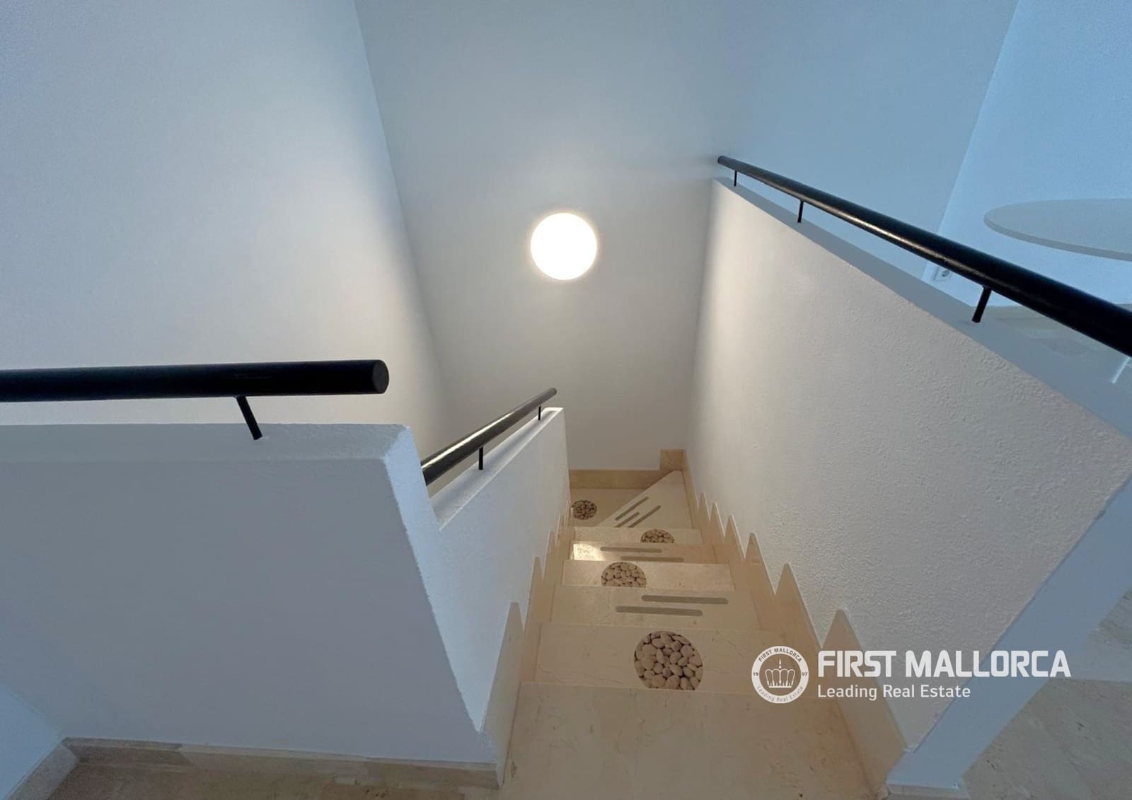 Apartamento de 4 habitaciones en El Toro / Port Adriano en alquiler con piscina garaje - 3.000 € (Ref: 9902429)