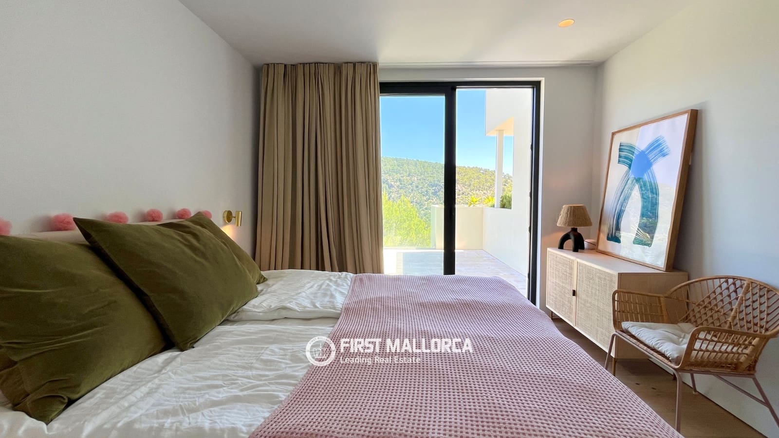 4 bedroom Villa for rent in Costa d'en Blanes with pool garage - € 50,000 (Ref: 9902433)