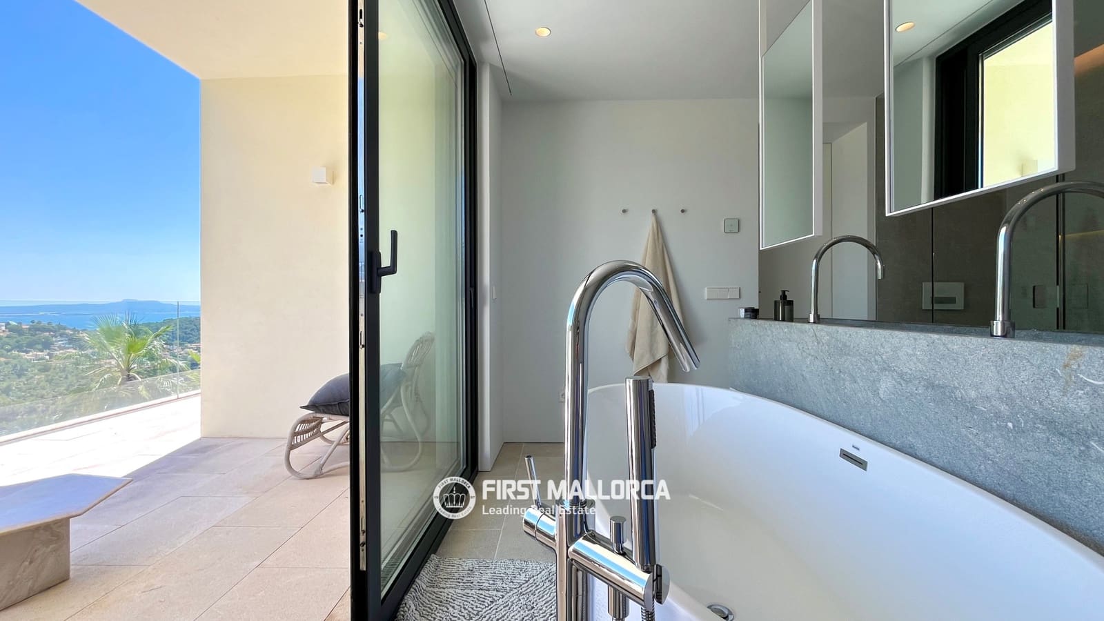 4 bedroom Villa for rent in Costa d'en Blanes with pool garage - € 50,000 (Ref: 9902433)