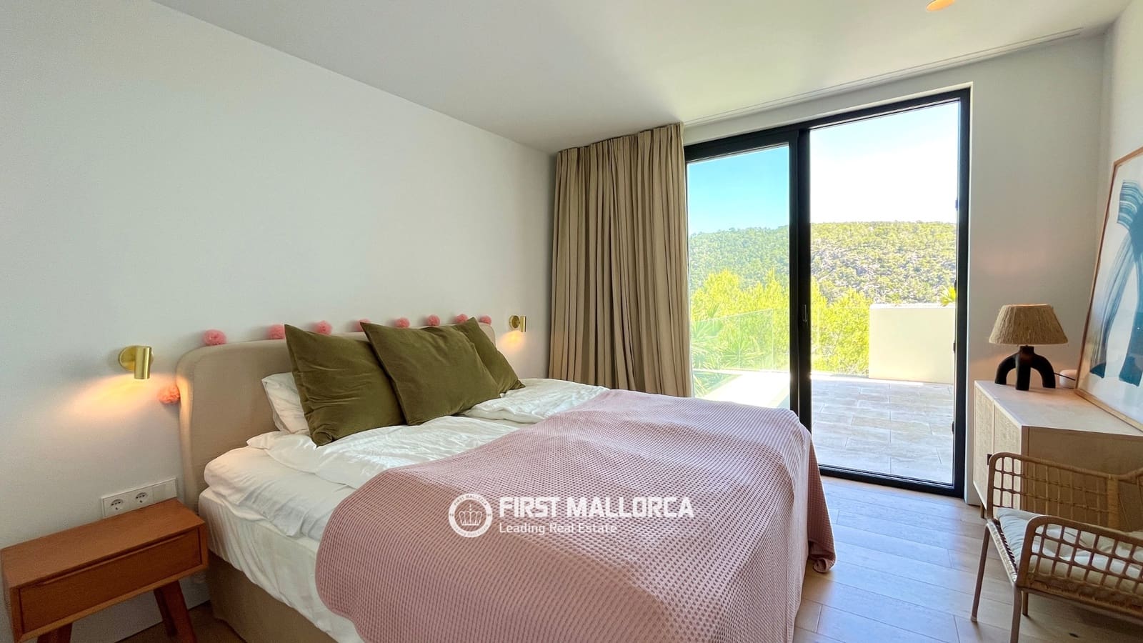4 bedroom Villa for rent in Costa d'en Blanes with pool garage - € 50,000 (Ref: 9902433)
