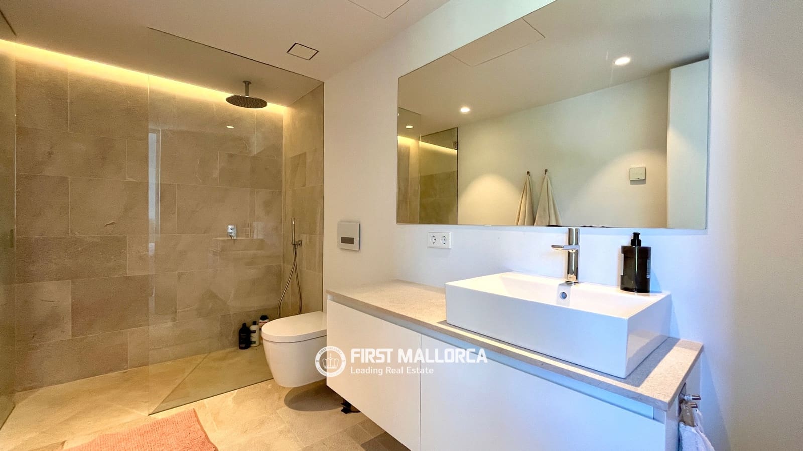 4 bedroom Villa for rent in Costa d'en Blanes with pool garage - € 50,000 (Ref: 9902433)