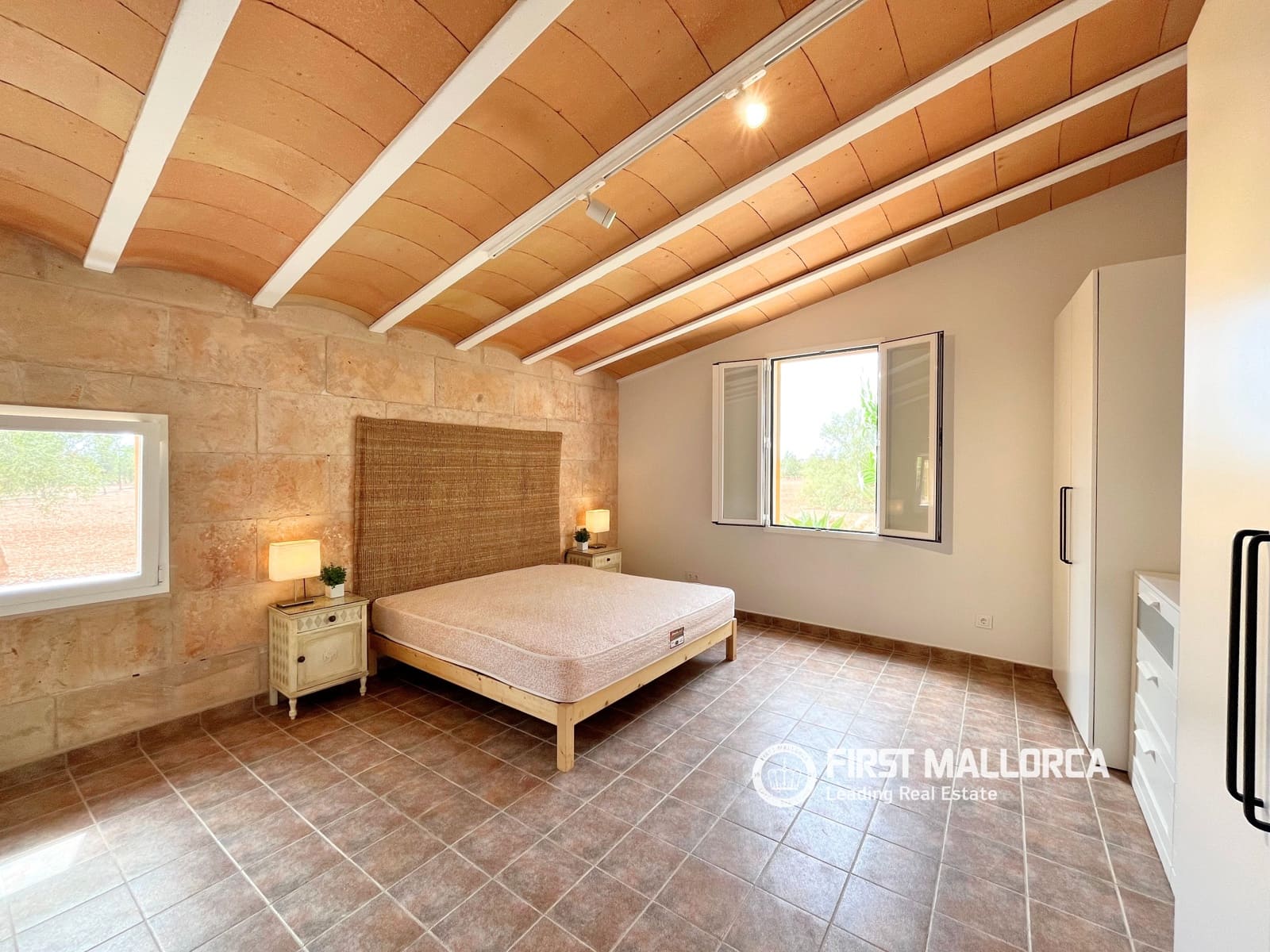 1 makuuhuone Maalaistalo vuokrattavana paikassa Campos mukana uima-altaan 
autotalli - 2 200 € (Ref: 9906662)