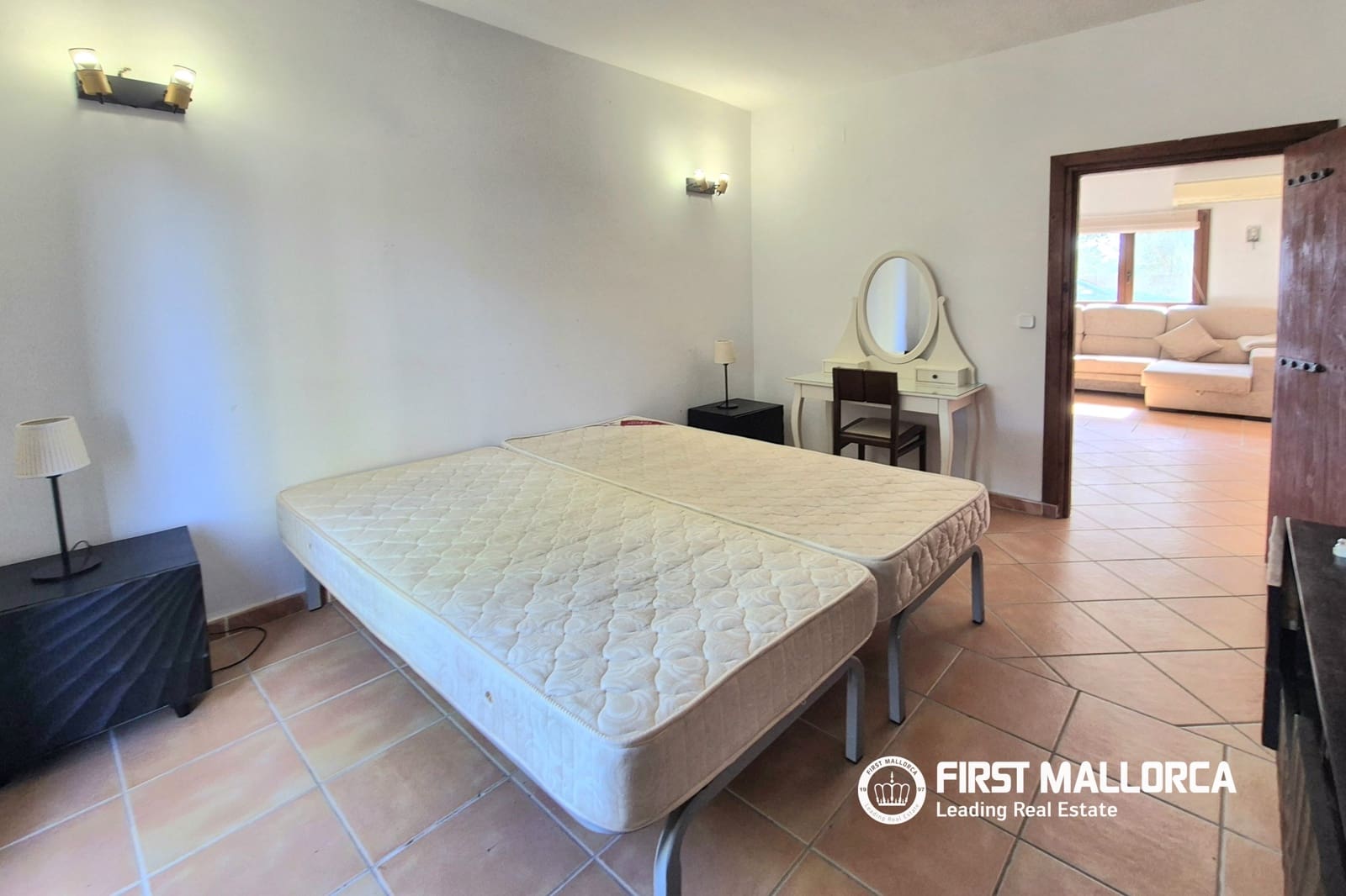 Finca/Casa Rural de 2 habitaciones en Llucmajor en alquiler con piscina garaje - 2.000 € (Ref: 9906664)