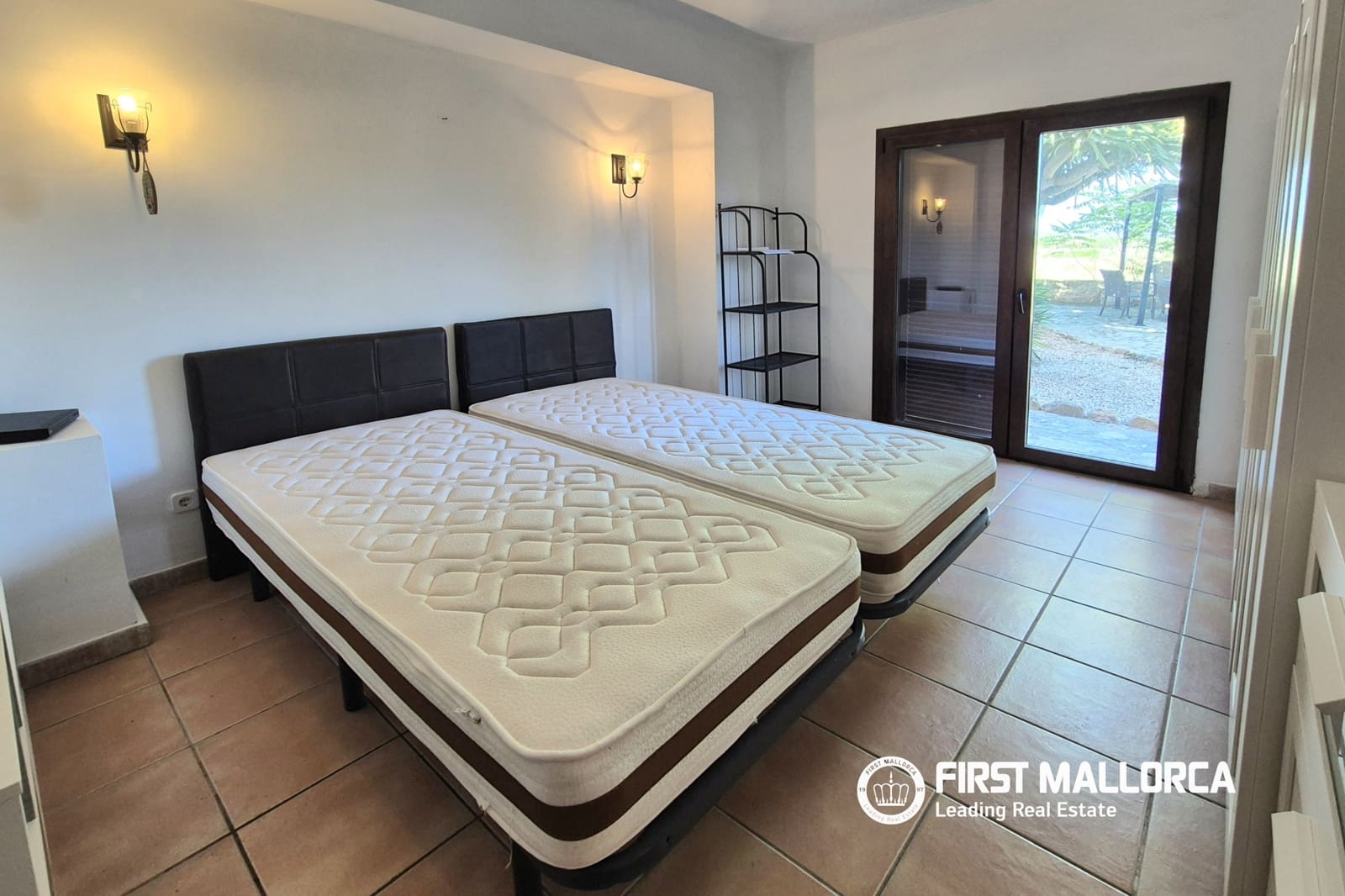 Finca/Casa Rural de 2 habitaciones en Llucmajor en alquiler con piscina garaje - 2.000 € (Ref: 9906664)