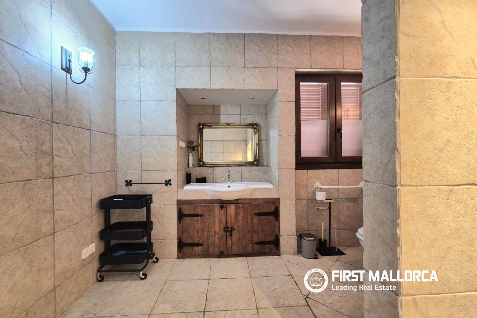 Finca/Casa Rural de 2 habitaciones en Llucmajor en alquiler con piscina garaje - 2.000 € (Ref: 9906664)