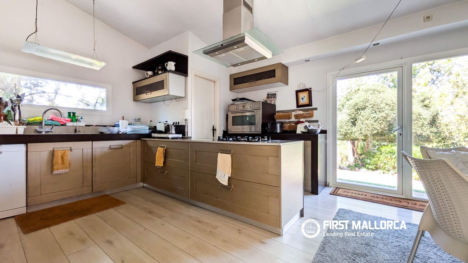 5 soveværelse Villa til salg i Establiments med swimmingpool garage - € 1.395.000 (Ref: 9909712)