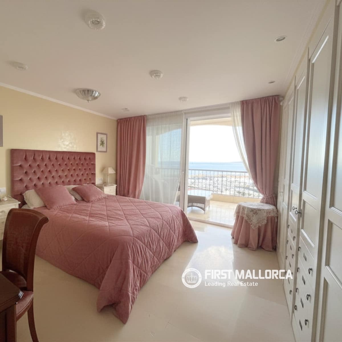 4 bedroom Apartment for sale in Portals Nous with garage - € 2,700,000 (Ref: 9909713)
