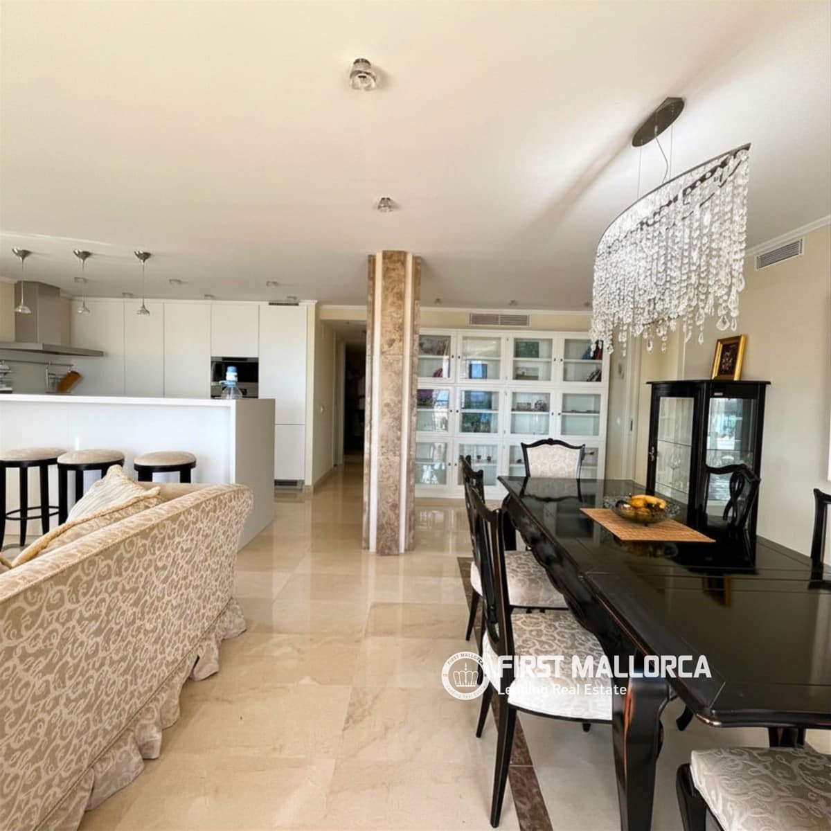 4 bedroom Apartment for sale in Portals Nous with garage - € 2,700,000 (Ref: 9909713)