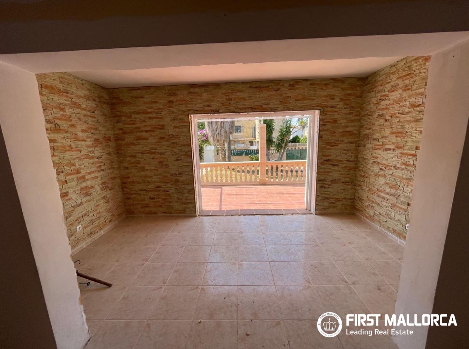 3 quarto Moradia para venda em Badia Gran com garagem - 650 000 € (Ref: 9911925)