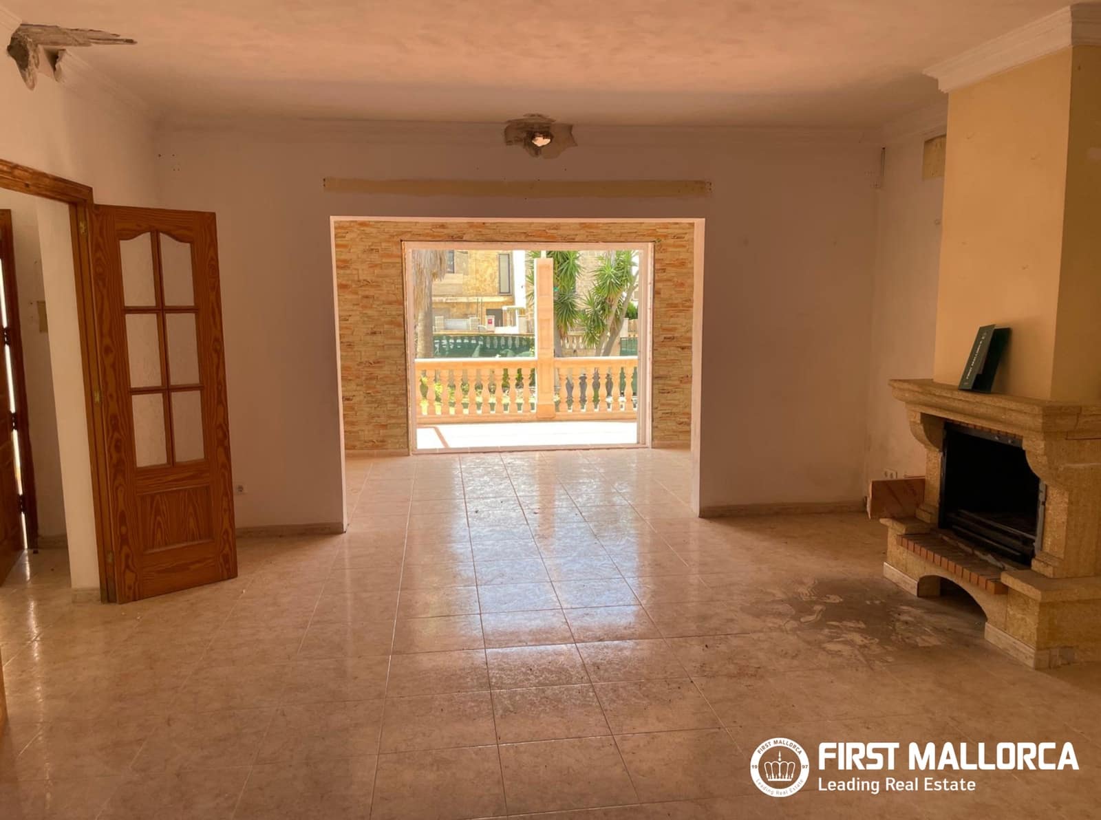 3 quarto Moradia para venda em Badia Gran com garagem - 650 000 € (Ref: 9911925)