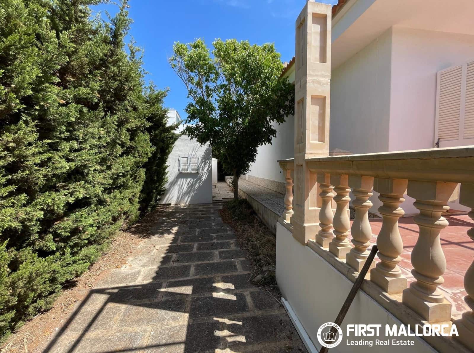 3 quarto Moradia para venda em Badia Gran com garagem - 650 000 € (Ref: 9911925)
