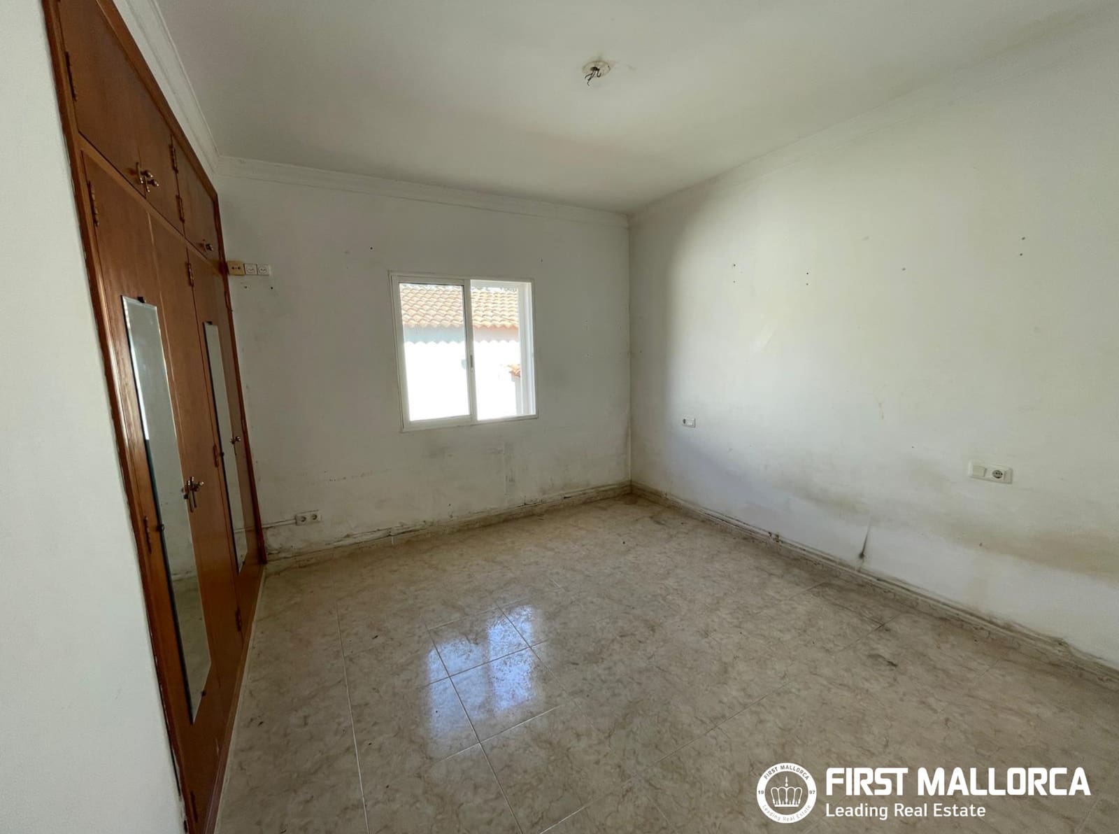 3 quarto Moradia para venda em Badia Gran com garagem - 650 000 € (Ref: 9911925)
