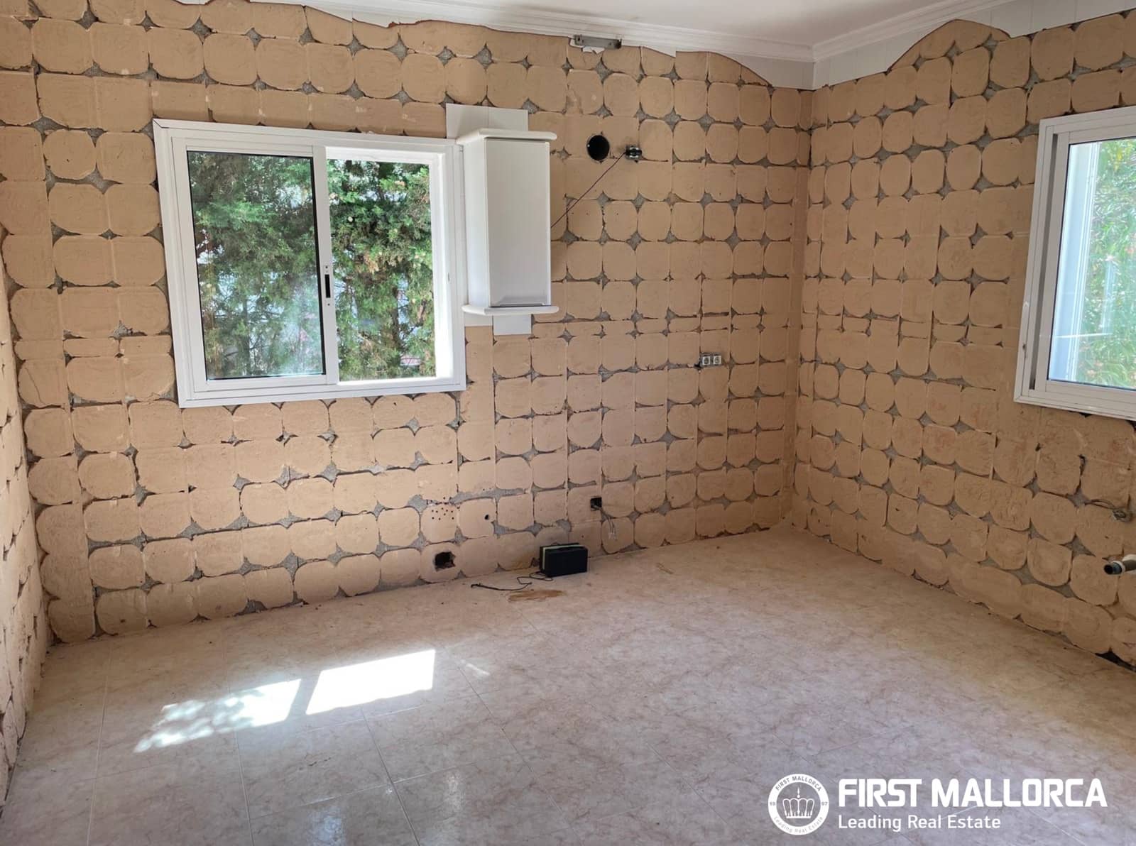 3 quarto Moradia para venda em Badia Gran com garagem - 650 000 € (Ref: 9911925)