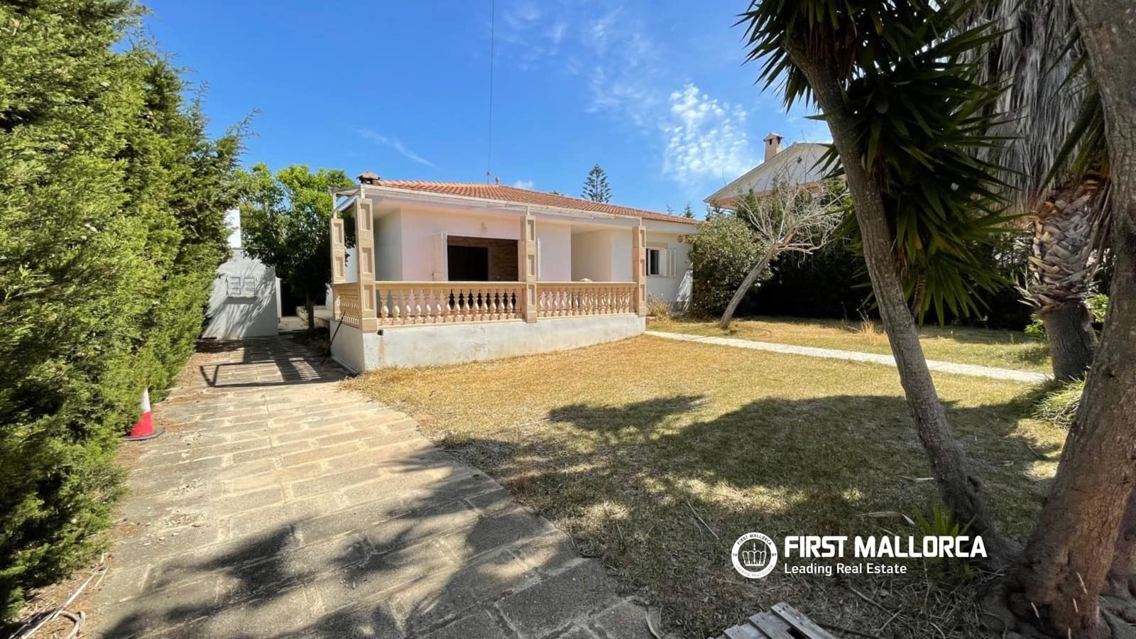 3 sovrum Villa till salu i Badia Gran med garage - 650 000 € (Ref: 9911925)