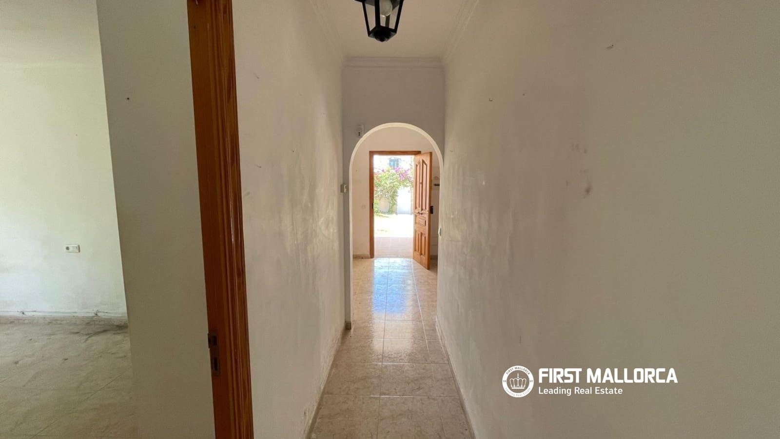 3 sovrum Villa till salu i Badia Gran med garage - 650 000 € (Ref: 9911925)
