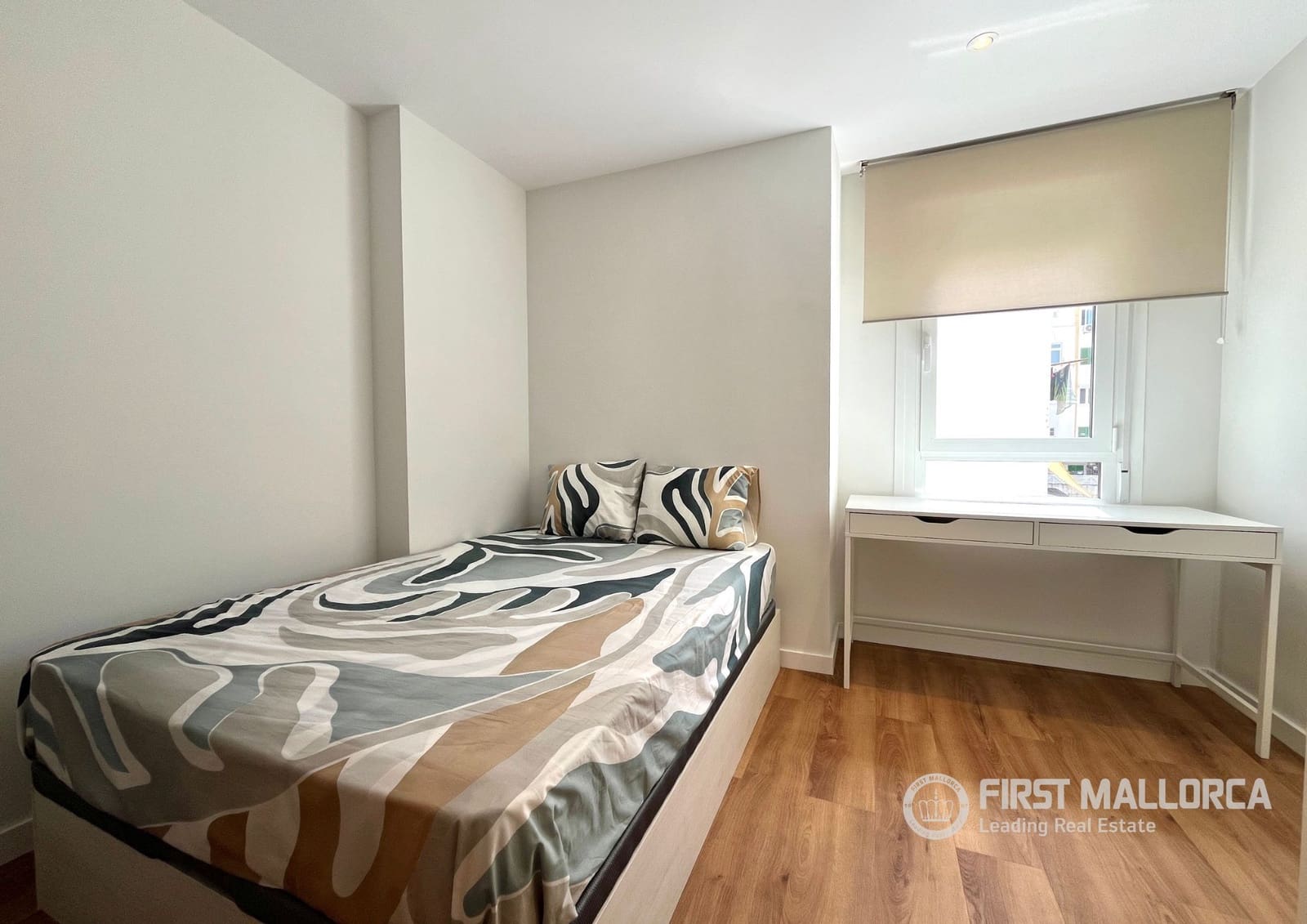 2 bedroom Apartment for rent in Palma de Mallorca - € 2,000 (Ref: 9911927)