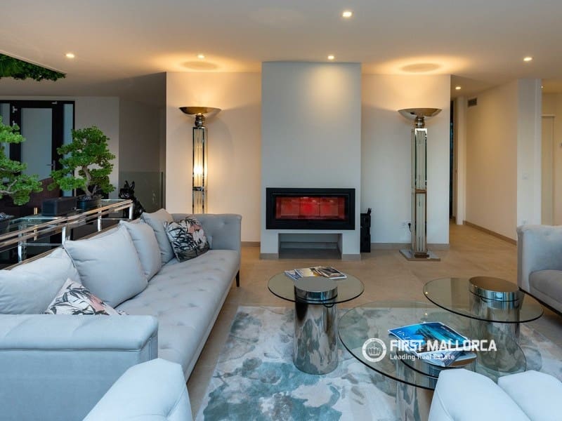 4 bedroom Villa for sale in Costa d'en Blanes with pool garage - € 3,700,000 (Ref: 9926356)